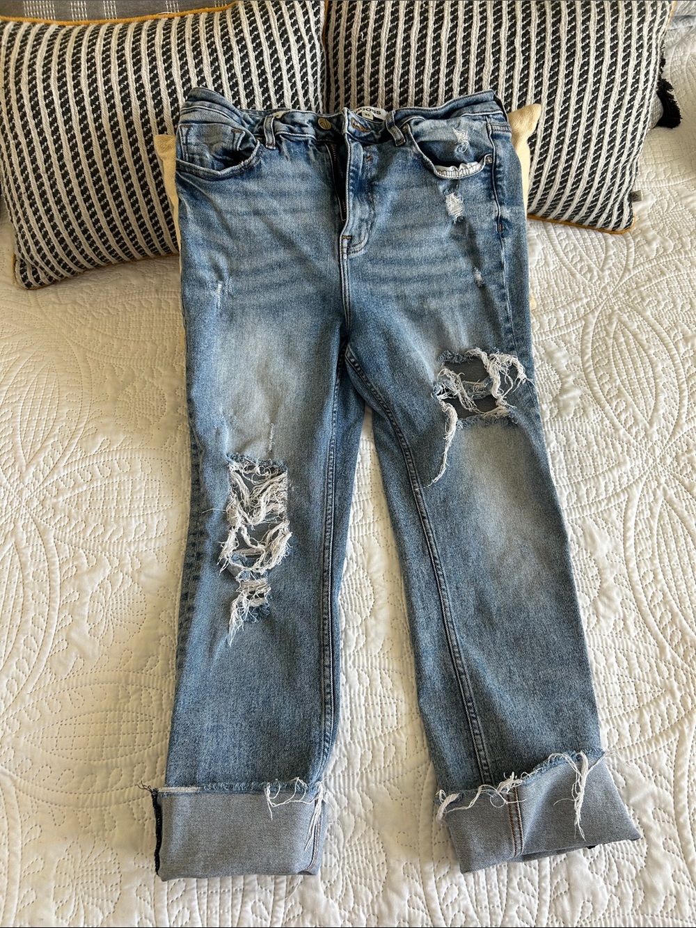 Vigoss Light Blue Distressed Boyfriend Jeans
